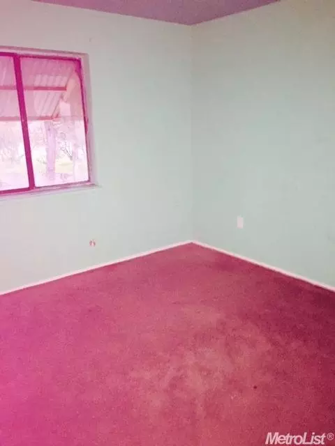 18887 E Kettleman Ln, Lodi, CA 95240 photo 3