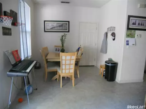 2345 Fallwater Ln, Carmichael, CA 95608 photo 4