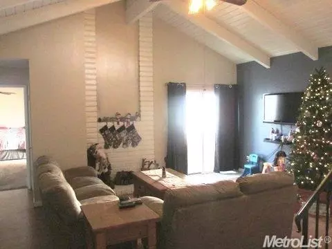 333 Capistrano Dr, Modesto, CA 95354 photo 3