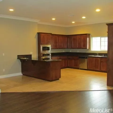 4847 Samia Ct, Carmichael, CA 95608 photo 2