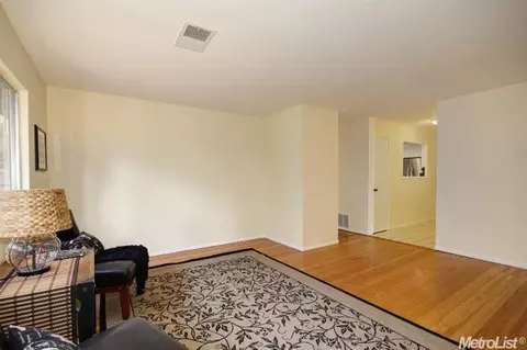 1413 Buckeye, Davis, CA 95616 photo 4