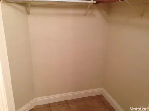 427 E Century Blvd, Lodi, CA 95240 photo 8