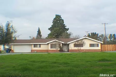 11249 Boessow, Galt, CA 95632 photo 1