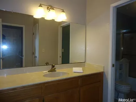 5717 John Richard Ct, Carmichael, CA 95608 photo 12