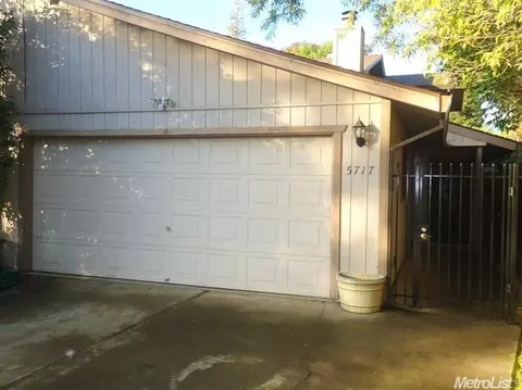 5717 John Richard Ct, Carmichael, CA 95608 photo 2