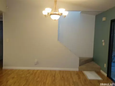 5717 John Richard Ct, Carmichael, CA 95608 photo 7