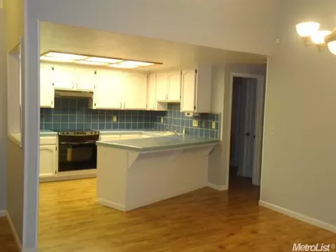 5717 John Richard Ct, Carmichael, CA 95608 photo 8