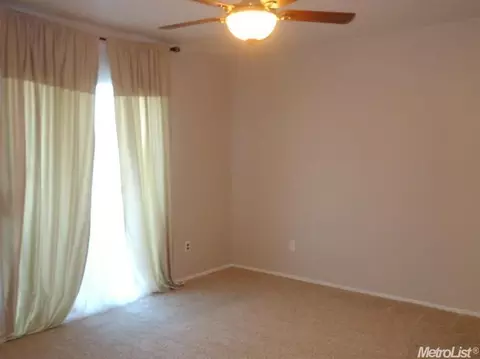 5717 John Richard Ct, Carmichael, CA 95608 photo 18