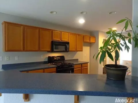 10863 N Ivoryton Way, Mather, CA 95655 photo 4