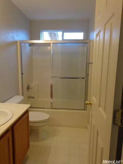 10863 N Ivoryton Way, Mather, CA 95655 photo 9