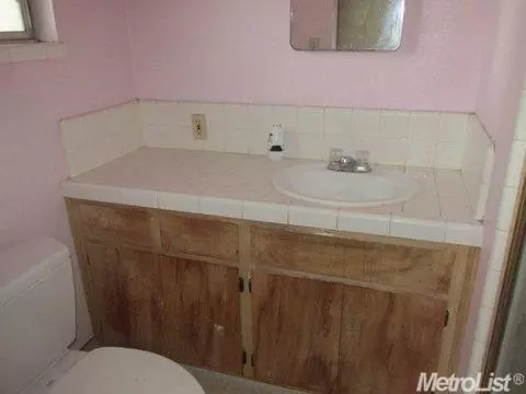 1122 W 10th St, Merced, CA 95341 photo 10