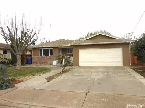 103 Barros St, Patterson, CA 95363 photo 1
