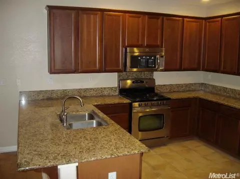 3820 Ruffed Grouse Ln, Modesto, CA 95355 photo 9