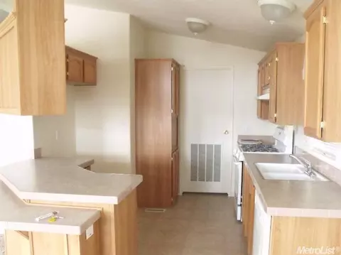1400 Meredith Ave #42, Gustine, CA 95322 photo 5