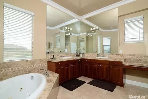9361 Stablegate Rd, Wilton, CA 95693 photo 17