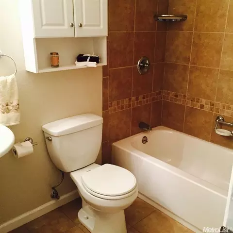 28 E Wallis Ave, Gustine, CA 95322 photo 11
