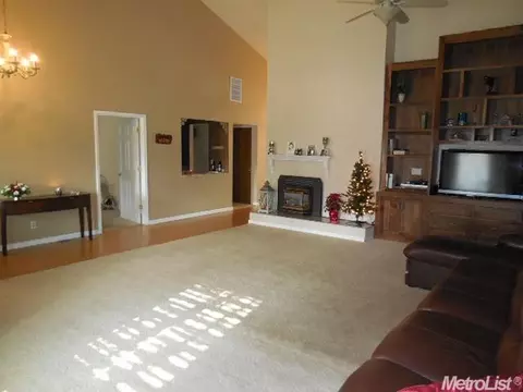 2605 Pinot Ln, Modesto, CA 95356 photo 9