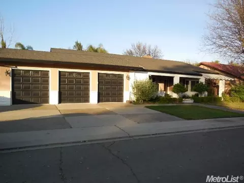 2605 Pinot Ln, Modesto, CA 95356 photo 1