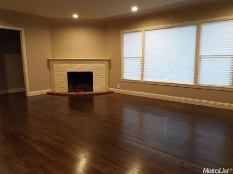 1237 Sycamore Ave, Modesto, CA 95350 photo 3
