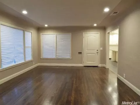 1237 Sycamore Ave, Modesto, CA 95350 photo 4