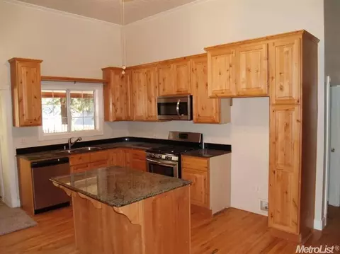 216 Harper, Grass Valley, CA 95945 photo 3
