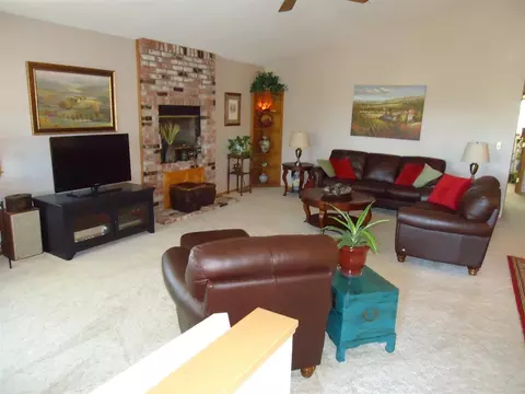 915 Argonaut Dr, Jackson, CA 95642 photo 3