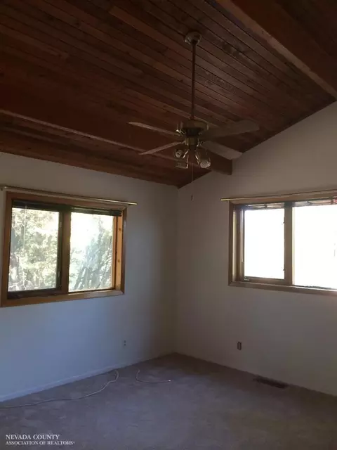 Undisclosed, Grass Valley, CA 95945 photo 11