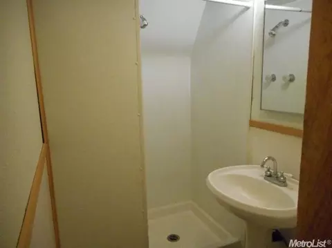 7305 Elm St, Hughson, CA 95326 photo 16