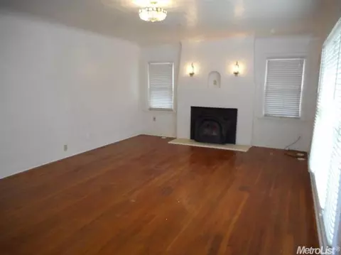7305 Elm St, Hughson, CA 95326 photo 3