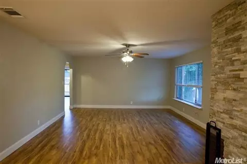 8733 Pershing Ave, Orangevale, CA 95662 photo 12