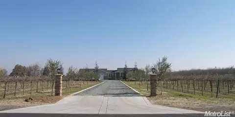 19814 N Ripon Rd, Ripon, CA 95366 photo 2