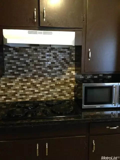 1214 Multnomah Dr, Modesto, CA 95350 photo 5