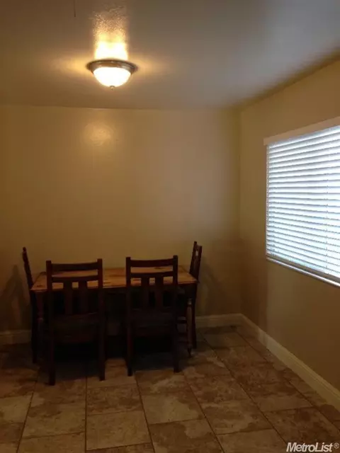 1214 Multnomah Dr, Modesto, CA 95350 photo 7