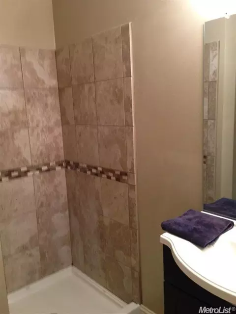 1214 Multnomah Dr, Modesto, CA 95350 photo 19