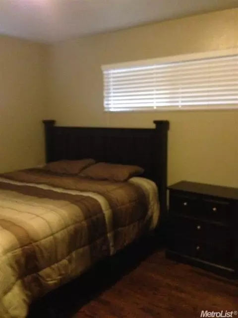 1214 Multnomah Dr, Modesto, CA 95350 photo 16