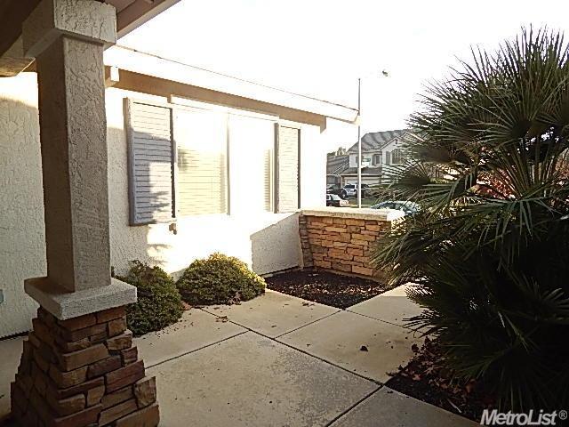 1321 Esplanade Dr, Merced, CA 95348 photo 3