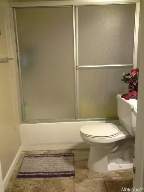 1008 Sanchez Way, Modesto, CA 95358 photo 7