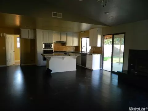 175 Spree Ct, Galt, CA 95632 photo 9
