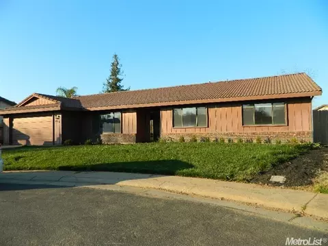 175 Spree Ct, Galt, CA 95632 photo 2