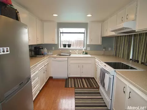 3724 Dix Ln, Modesto, CA 95356 photo 11