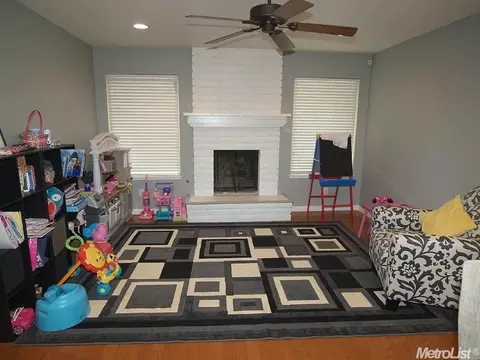 3724 Dix Ln, Modesto, CA 95356 photo 5