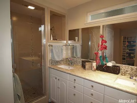 3724 Dix Ln, Modesto, CA 95356 photo 18