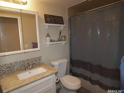 3724 Dix Ln, Modesto, CA 95356 photo 16