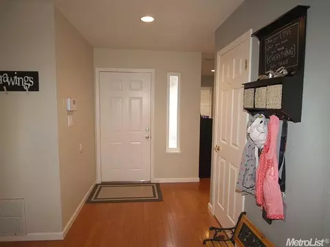 3724 Dix Ln, Modesto, CA 95356 photo 4