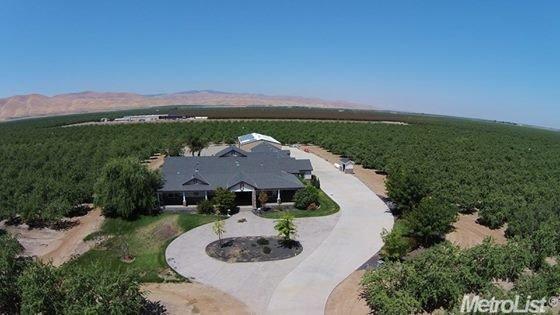 11049 Raines Rd, Patterson, CA 95363 photo 1
