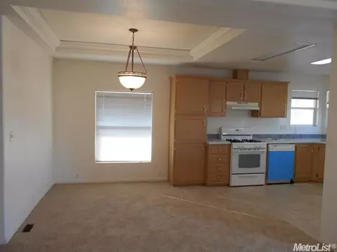 306 Lee, Turlock, CA 95380 photo 3