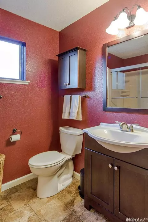 1900 Manet Dr, Davis, CA 95618 photo 21