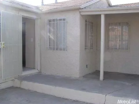 1302 Lassen Ave, Modesto, CA 95358 photo 2