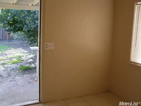 1302 Lassen Ave, Modesto, CA 95358 photo 7