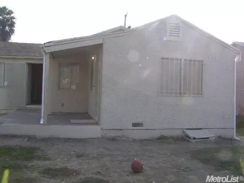 1302 Lassen Ave, Modesto, CA 95358 photo 1